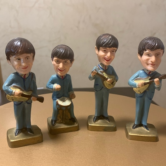 VINTAGE BEATLES bobblehead plastic figures/cake toppers 1960s made in Ho… - Picture 2 of 9